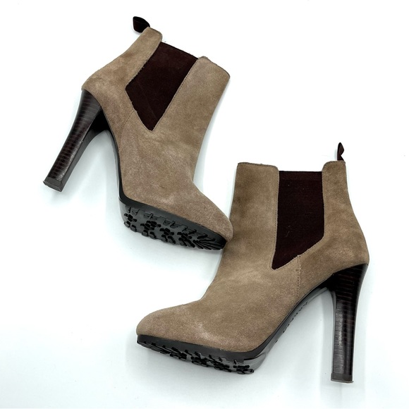 Lauren Ralph Lauren Suede Heeled Ankle Booties - Picture 4 of 9